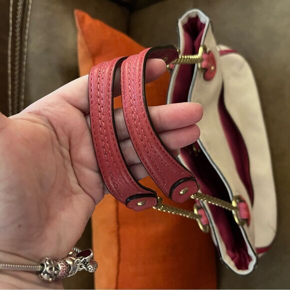 Coach Poppy Stylish Cream and Pink Women's Bag - Picture 7 of 10